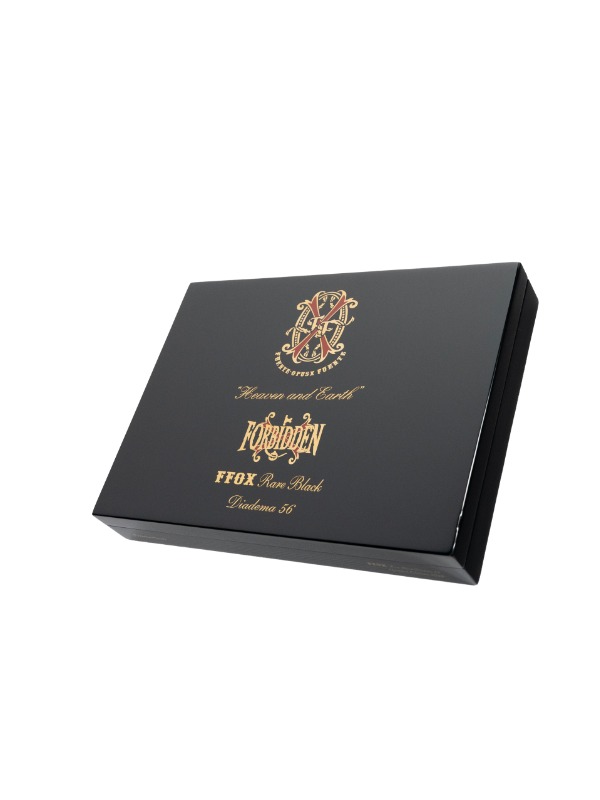 Fuente Fuente OpusX Rare Black Diadema 54