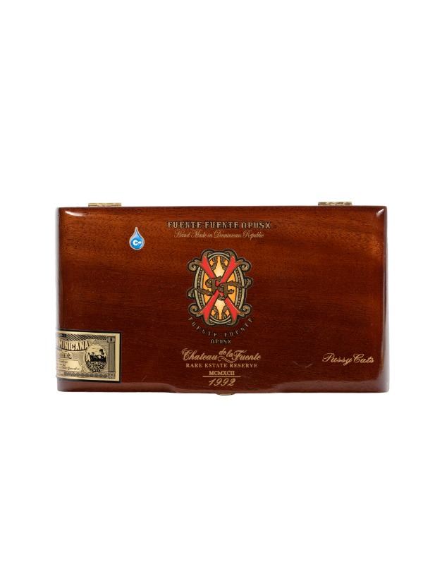 Fuente Fuente OpusX Pussy Cats