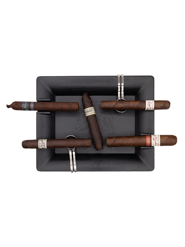 Liga Privada Ashtray Kit