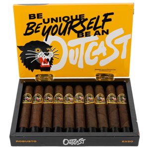 Outcast Robusto