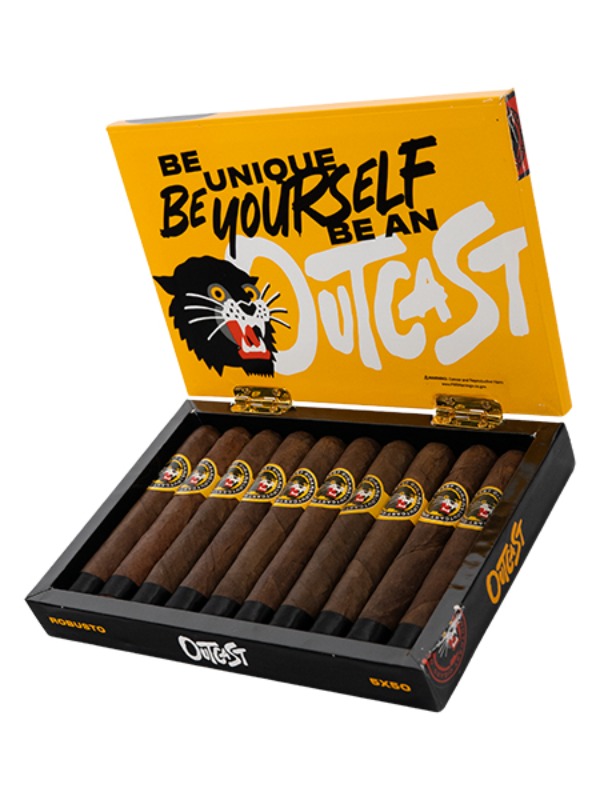Outcast Robusto